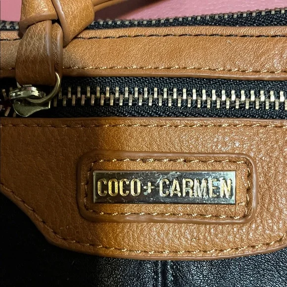 Coco + Carmen Black and Tan Wristlet - Picture 2 of 4